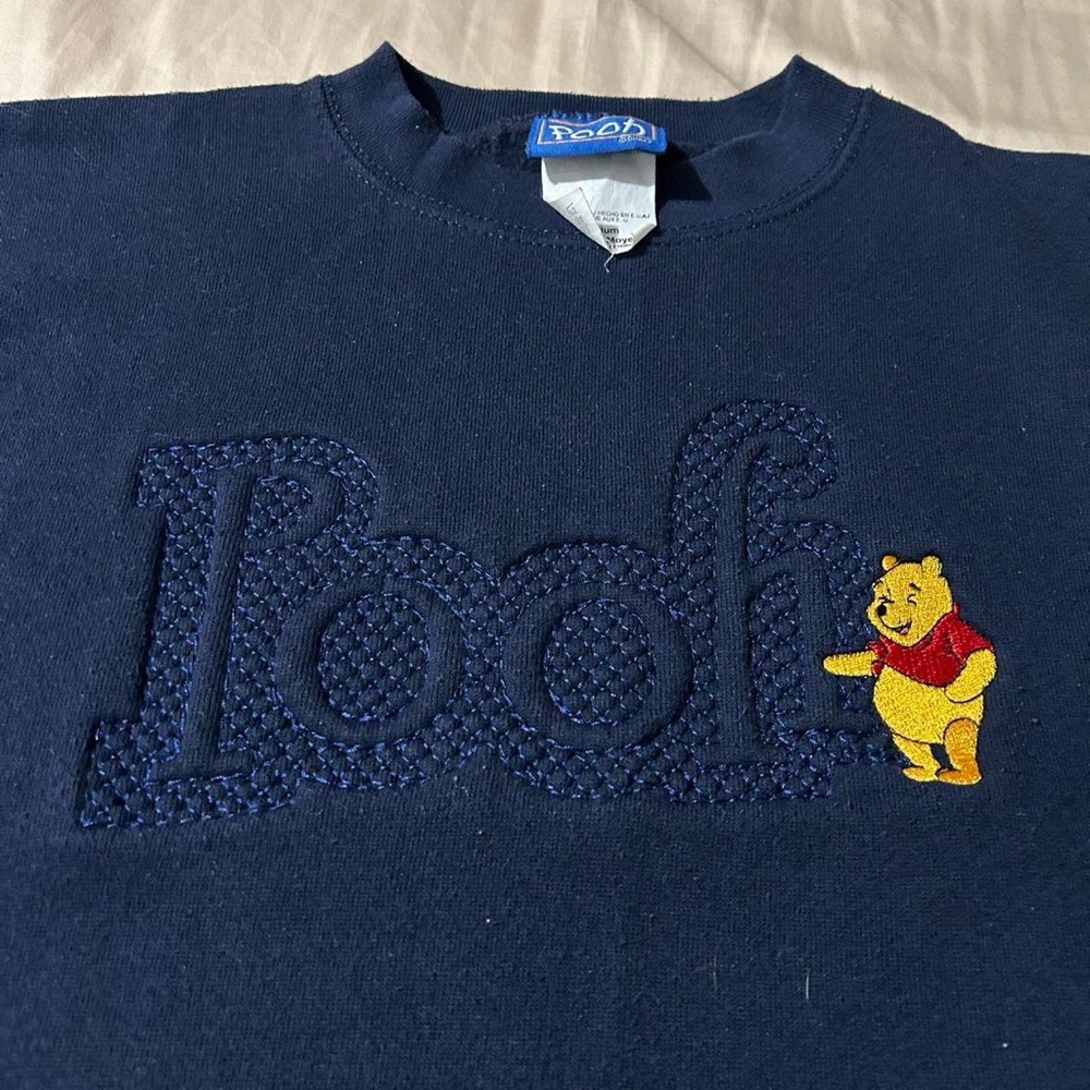 Vintage 90s Winnie The Pooh Embroidered Sweatshirt Size Medium - Picture 2 of 5